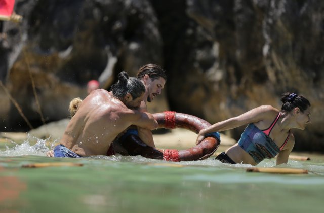 Aurelia este prima concurenta eliminata definitiv din Supravietuitorul!