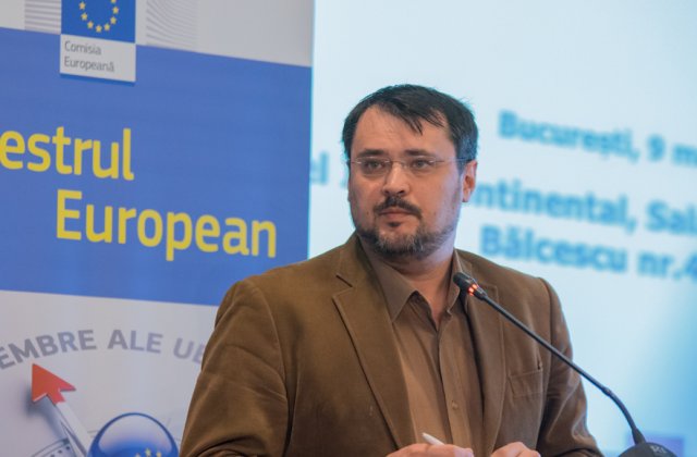 Ministrul Ghinea negociaza cu USR pentru un loc la parlamentare