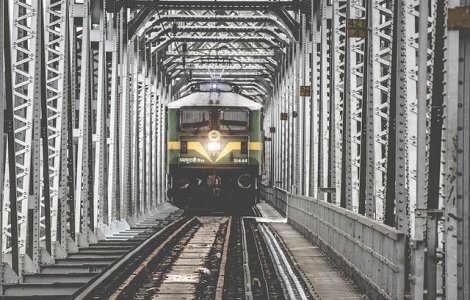 CFR Marfa, in pericol sa urmeze calea Oltchim