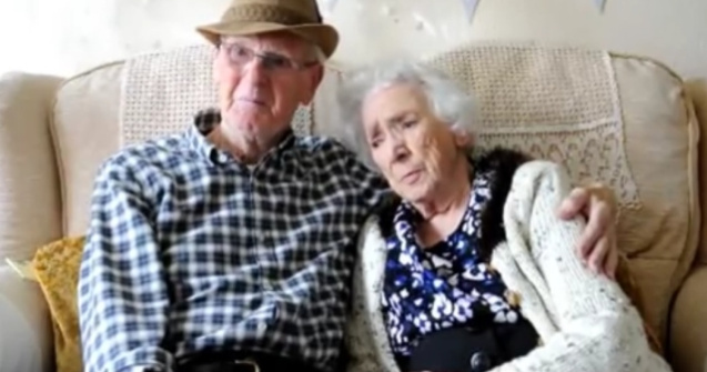  Top  Secretele unui mariaj fericit, dezvaluite de un cuplu care a aniversat 70 de ani de la casatorie