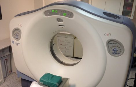 Tomograf nefolosit, pacienti trimisi la privat