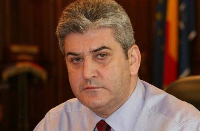 Oprea: Ma consider nevinovat. Ma intreb cine va plati pentru calomnia si injuriile produse de acest dosar