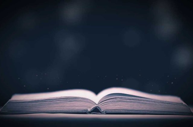 Top 10 contradictii in Biblie