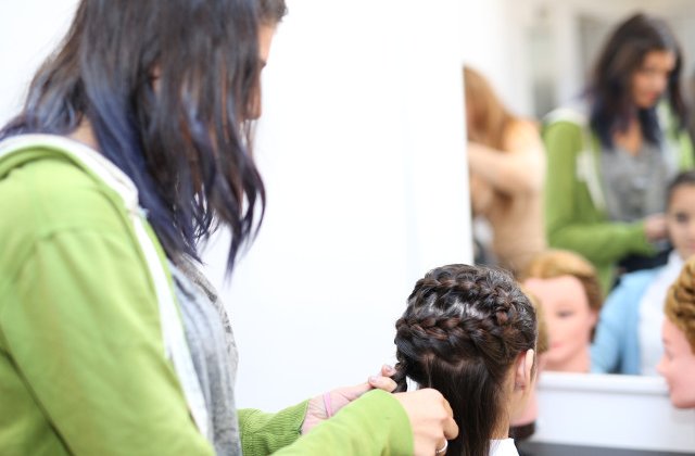 Atelierul de Formare al UNICEF din Bacau, o sansa pentru adolescentii vulnerabili