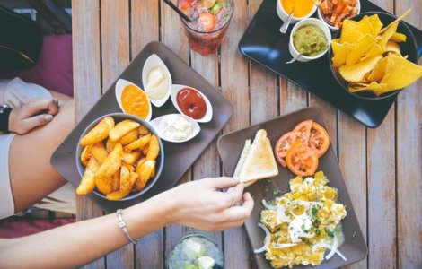  Top  5 variante sanatoase de mancat la restaurantele fast-food. Da, exista!