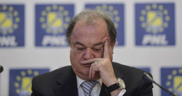 Blaga: Imi dau demisia din functia de copresedinte PNL