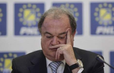 Blaga: Imi dau demisia din functia de copresedinte PNL