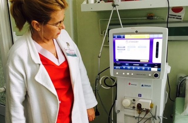 Salvati Copiii si Libris Brasov au donat echipamente medicale in valoare de 41.000 de euro Spitalului pentru Copii din Iasi