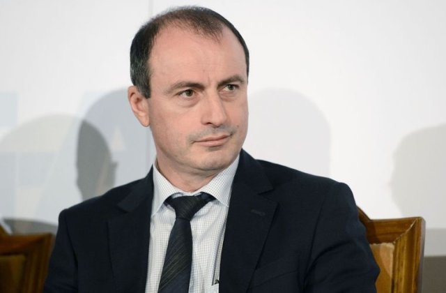 Irimescu: O secretara care lucreaza la CE are un salariu de 3.000 euro, exact ca un ministru al Agriculturii in Romania