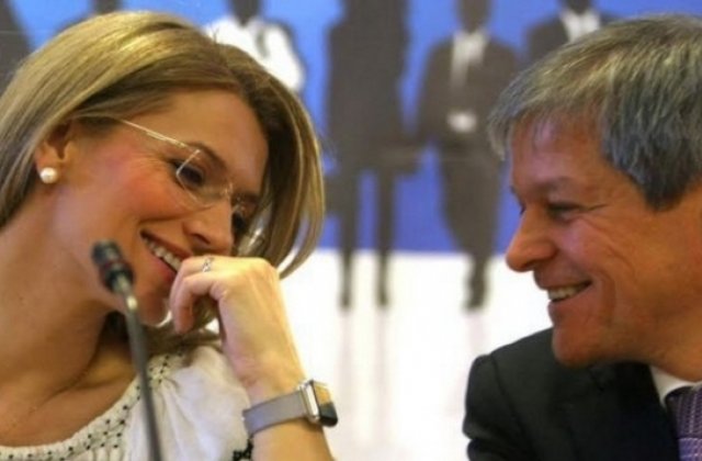 Alina Gorghiu, pe Facebook: "Voua va place Ciolos? Ca mie da"