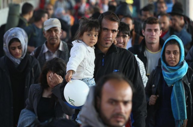 Germania: Primar care sustine primirea migrantilor, lovit in cap cu o bata si lasat inconstient