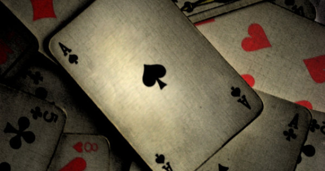  Top  Zece jocuri cu carti de joc