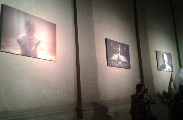 Viata lui Tedy dupa Colectiv in 30 de fotografii "nemaltratate". Expozitia "Angels", un tribut pentru victime