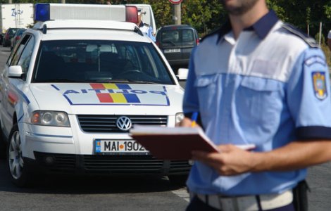 Incep inscrierile pentru posturile de politisti scoase la concurs. Dosarul nu va mai contine copii legalizate
