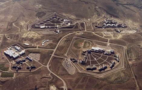  Top  Top 10 cele mai de temut inchisori din lume