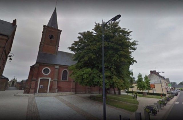 Un preot din Franta a murit chiar in timpul unei slujbe de inmormantare