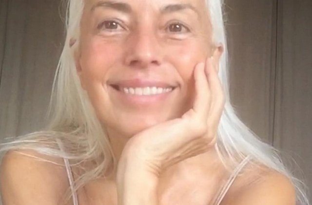 O femeie de 60 de ani a fost desemnata cea mai sexy bunica din lume