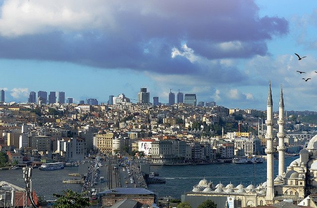 Alerta in Ankara. Palatul de Justitie a fost evacuat, dupa ce un sinucigas ar fi intrat in cladire