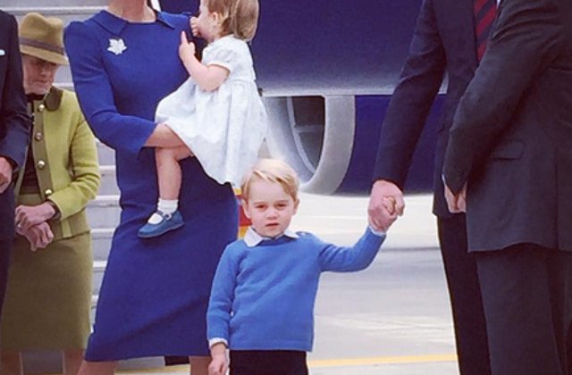 De ce printul George al Marii Britanii poarta intotdeauna pantaloni scurti in timpul aparitiilor oficiale