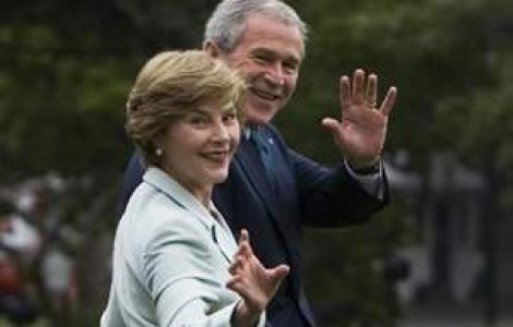 Laura Bush vrea sa divorteze!