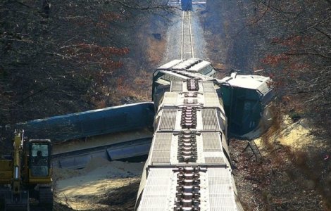  Foto   Video  SUA: Un tren cu 600 de pasageri la bord a deraiat