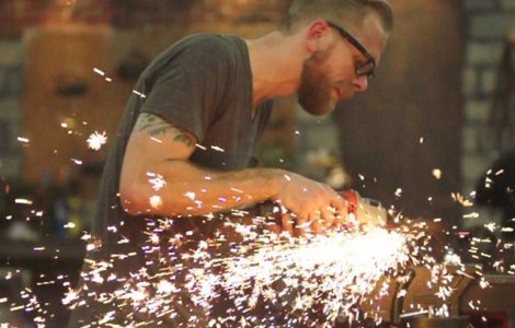 "Arme nascute din foc" revine pe History cu un nou sezon