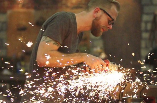 "Arme nascute din foc" revine pe History cu un nou sezon