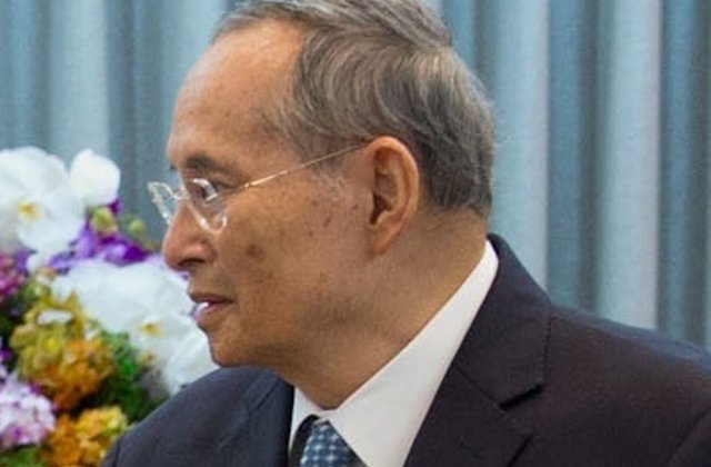 Regele Thailandei, monarhul cu cea mai indelungata domnie din lume, a murit