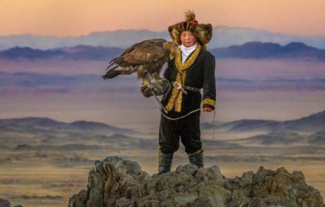 Documentarul "The Eagle Huntress", in premiera nationala la KINOdiseea 2016