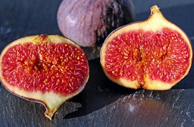 De ce nu ar trebui sa mai manance vegetarienii NICIODATA smochine