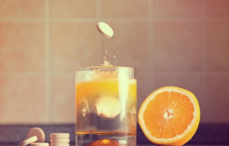  Top  Suplimentele alimentare: uite ce vitamine trebuie sa iei si de care sa te feresti