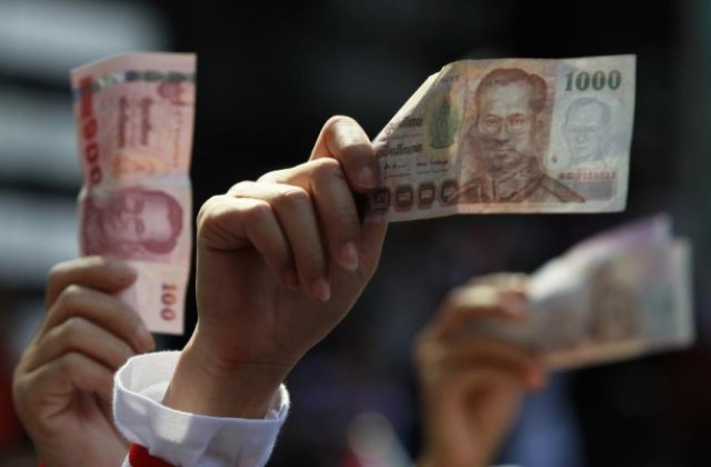 Bursa din Thailanda deshide in crestere mare dupa moartea regelui