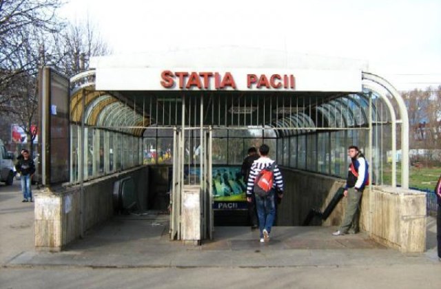 Un barbat a murit, luni dimineata, la metrou