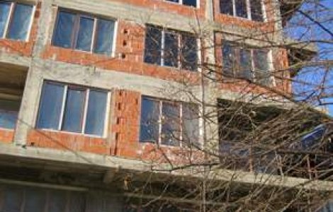 Lichidare la stocurile de apartamente