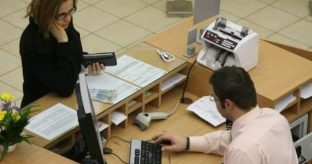 Legea conversiei creditelor in franci elvetieni a fost adoptata