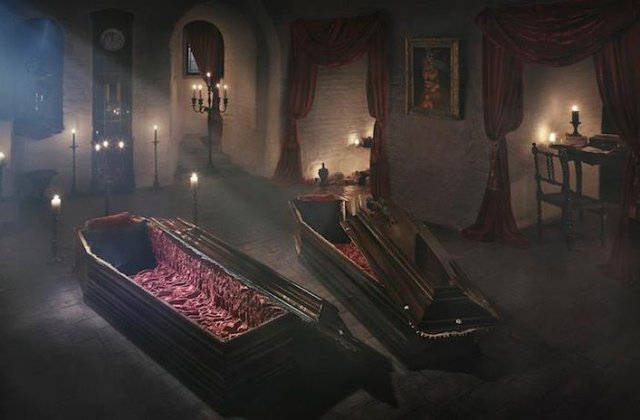 Halloween in castelul lui Dracula. Site-ul Airbnb ofera premiu o noapte de cazare in castelul Bran