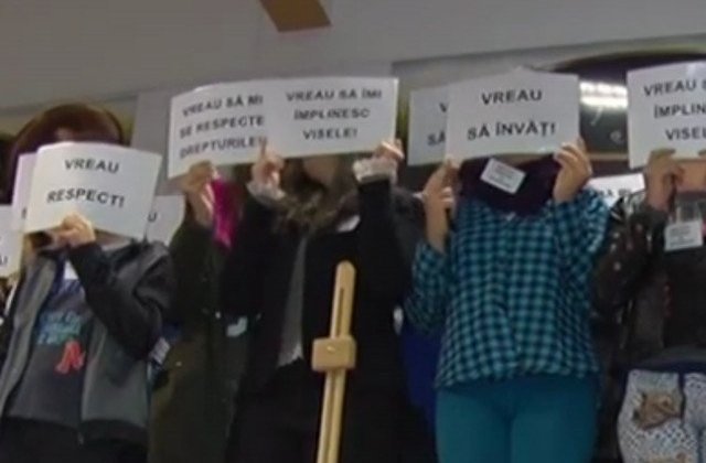 Elevul cu ADHD din Pitesti va fi scutit medical, iar colegilor li se va scadea nota la purtare