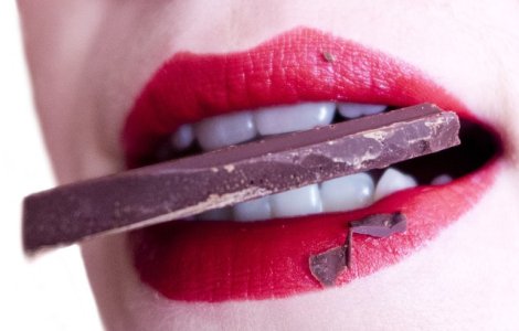 Ce se intampla in organism daca mananci ZILNIC un cub de ciocolata