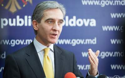 Republica Moldova: PPE isi...