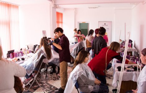 160 de femei, transformate in cadrul campaniei "Descopera-ti frumusete