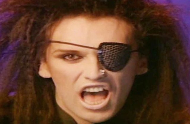 Pete Burns, solistul trupei Dead or Alive, a murit la varsta de 57 de ani