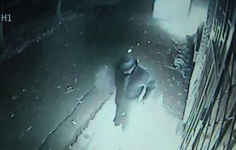 Barbatul care a incendiat doi oameni ai strazii din Galati a fost retinut pentru tentativa de omor calificat