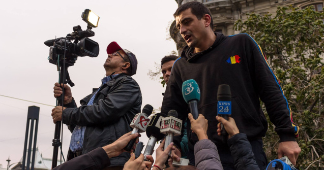 George Simion: Speram ca in proiectul de guvernare al PNL sa fie specificata reunirea cu Republica Moldova ca proiect national