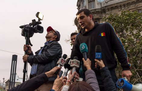 George Simion: Speram ca in proiectul de guvernare al PNL sa fie specificata reunirea cu Republica Moldova ca proiect national