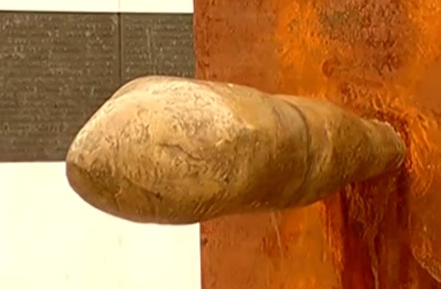 Primaria Capitalei a decis demontarea lucrarii controversate din Piata Revolutiei