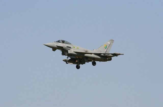 Marea Britanie trimite avioane de lupta in Romania