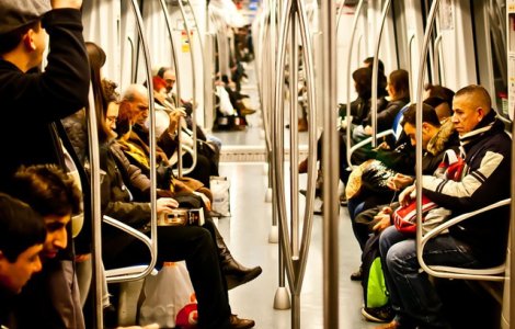 Incident la metrou. Conductorul a oprit garnitura si a plecat acasa, afirmand ca i s-a terminat programul