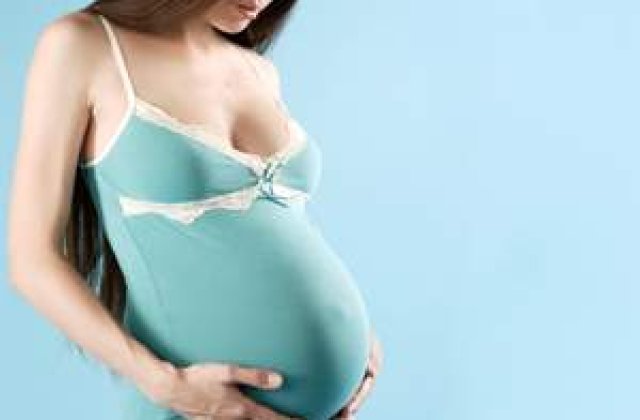 Minorele sub 15 ani vor putea face avort pana in luna a sasea