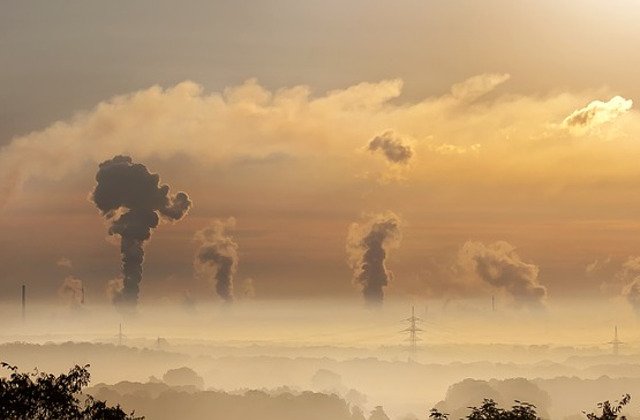 Alerta in Irak. Un sfert de tara, acoperit de un nor toxic