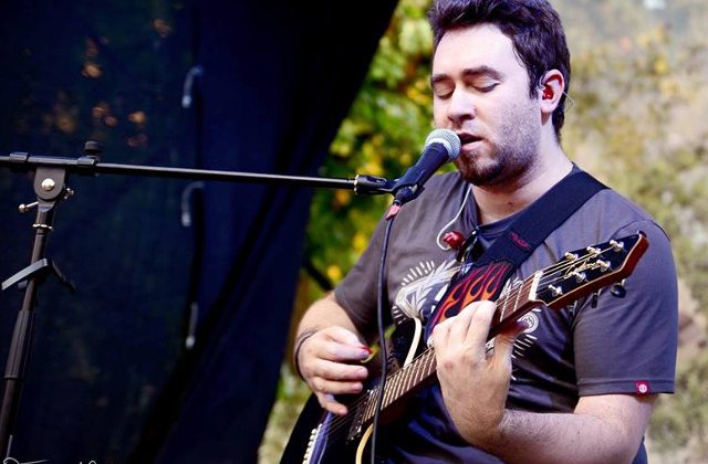 Un an de la Colectiv - Singurul supravietuitor al trupei Goodbye to Gravity este tot la recuperare in strainatate